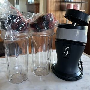 Small Ninja Fit self serve Blender